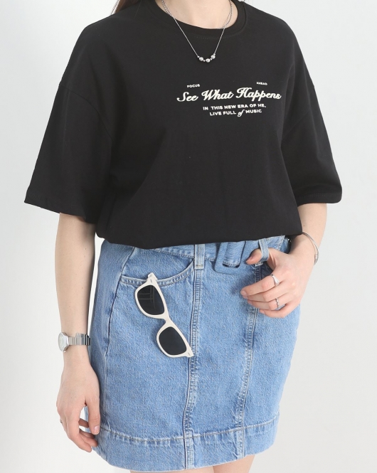 Baskılı Oversize Tişört Siyahbeyaz4 - 40637.1872.